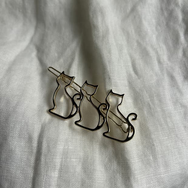 고양이 세마리 핀