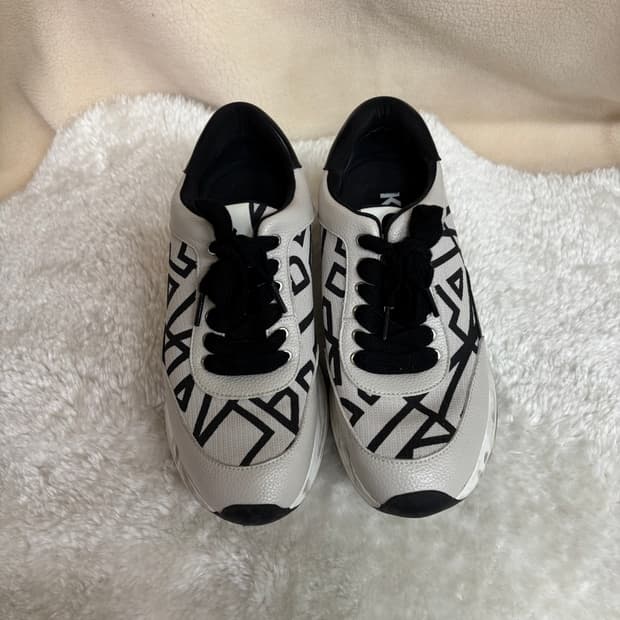 칼 라거펠트 파리 달라스 레이스업 스니커즈