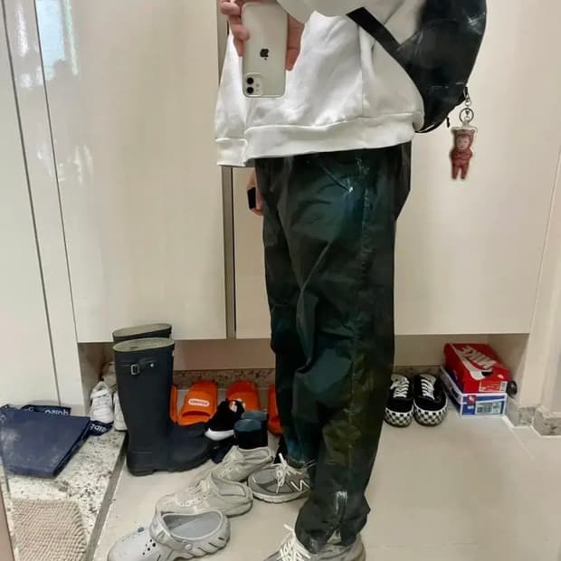 슈프림 스톤아일랜드 페인티드 나일론팬츠 다크틸(s)