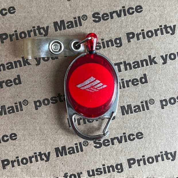 90s vtg Bank of America Keyring