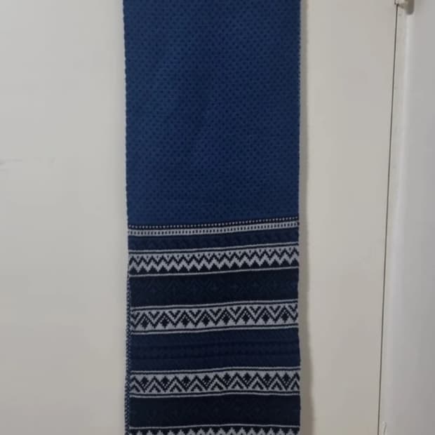 바나나리퍼블릭 블루 패턴 울 목도리