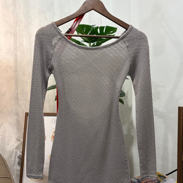 VINTAGE TOP