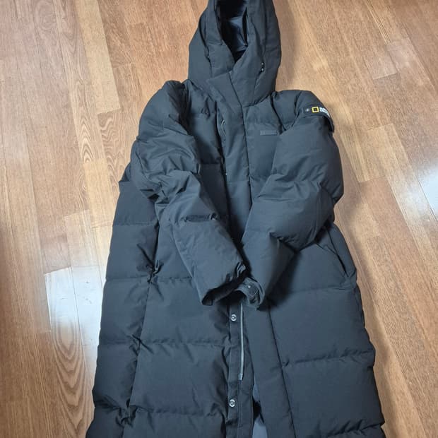 네셔널지오그래픽 구스다운 패딩