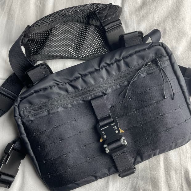 1017-ALYX-9SM 알릭스 체스트리그