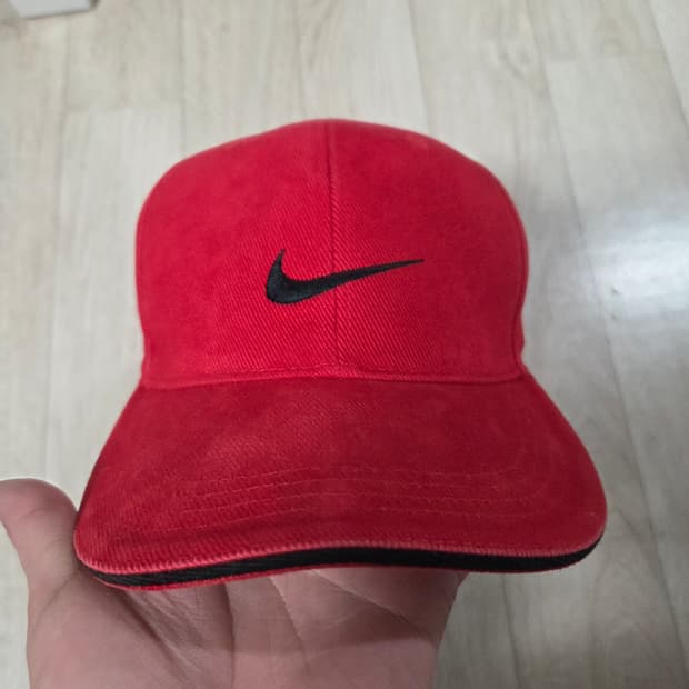 나이키 올드스쿨 모자 