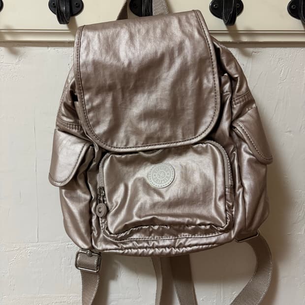 키플링 미니 백팩