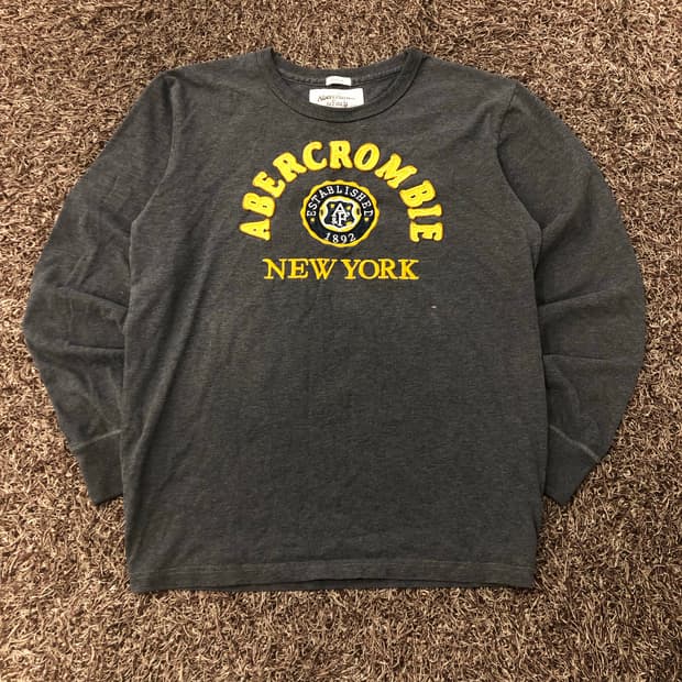 아베크롬비 뉴욕 그레이 롱슬리브