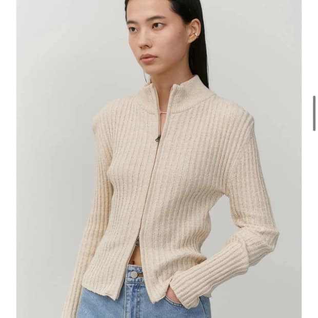 아모멘토 하프넥 집업 가디건