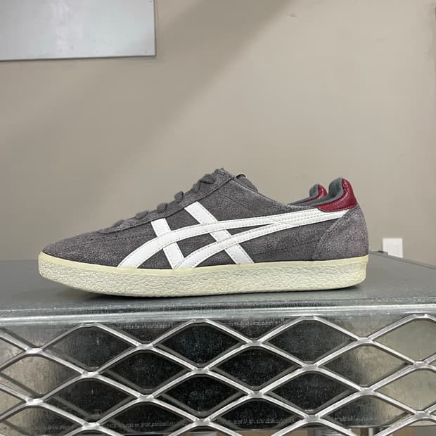 오니츠카타이거 비카모스코우 270