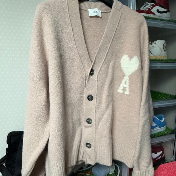 아미 알파카 가디건 판매 