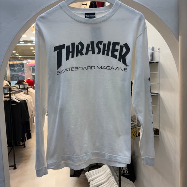 트레셔 사이드로고 롱슬리브