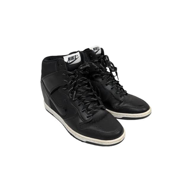 나이키 웨지 스니커즈 (235)