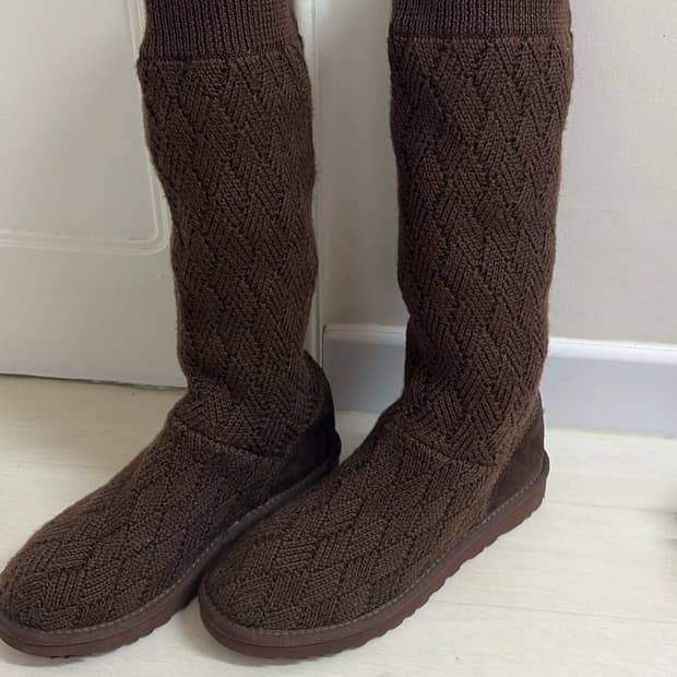 Ugg 롱 니트부츠 새상품 240-250 