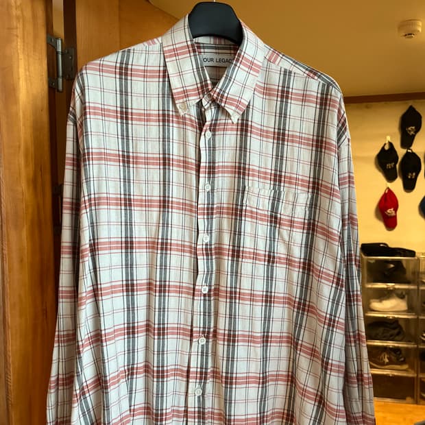 48) 아워레가시 버로우드 셔츠 화이트 오렌지