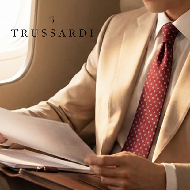 트루사르디 실크 레드 도트 패턴 넥타이 9.5cm 새제품 A19748
