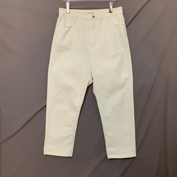 26인치 스튜디오톰보이 23 화이트 배기핏 데님 청바지