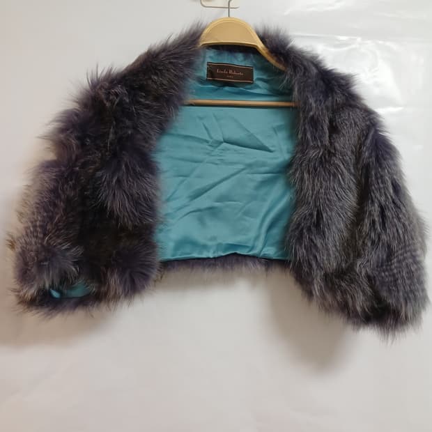 리얼 라쿤퍼 숄