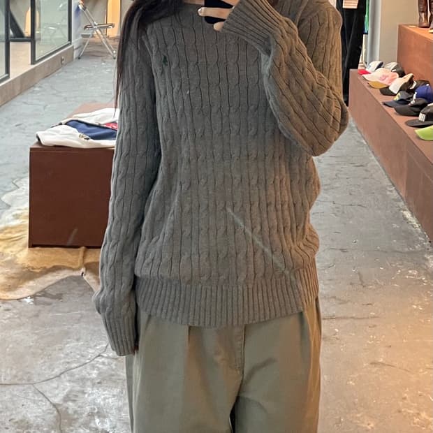 폴로 랄프로렌 그레이 꽈배기 니트 H496