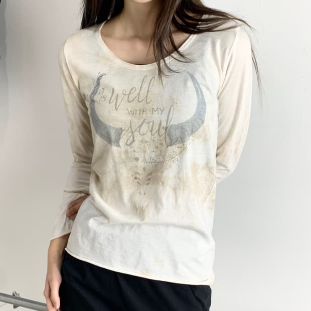 G.O.A (고아) 컷아웃 롱슬리브