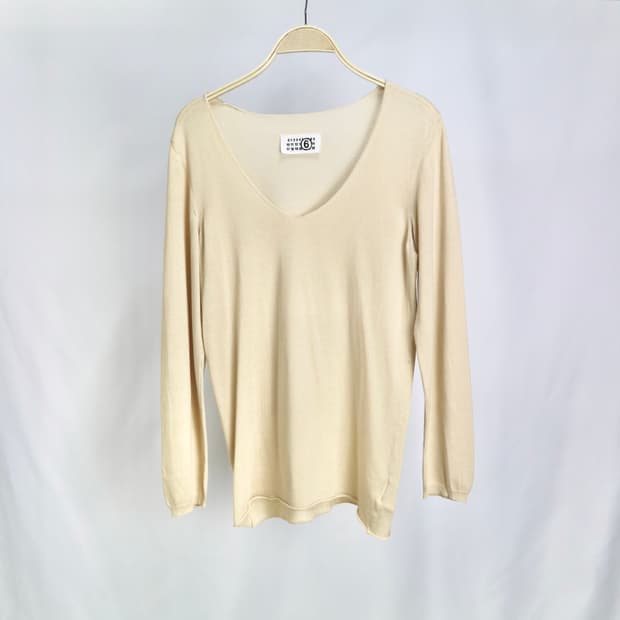 MM6 v-neck knit