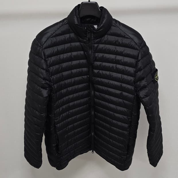 23ss 스톤아일랜드 경량 패딩 L사이즈 100 판매