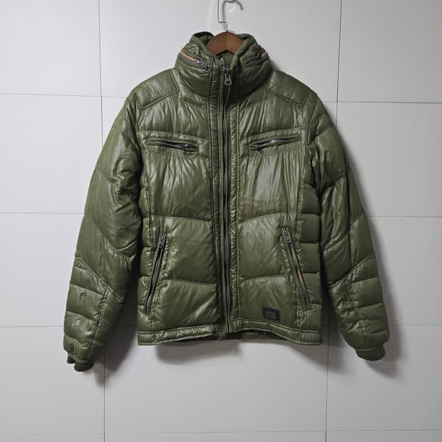 디젤 카키 나일론 다운 패딩 M95