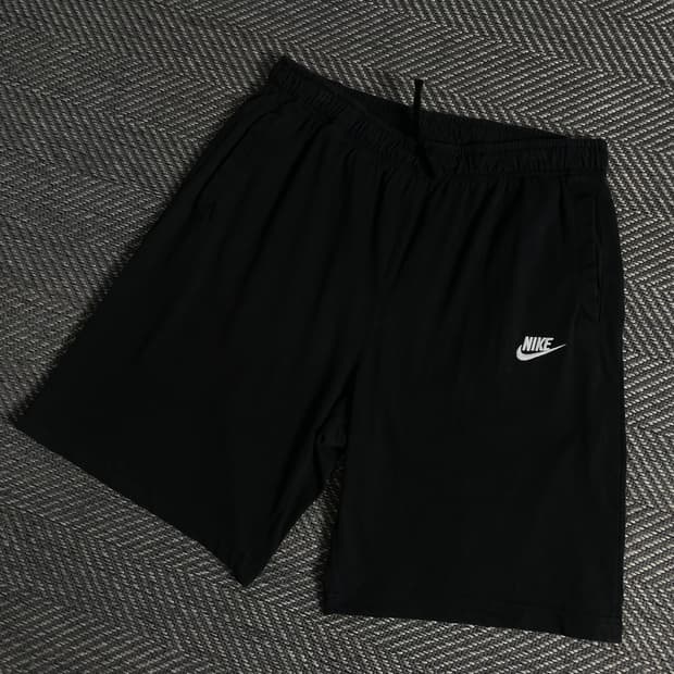 나이키 NSW 퓨추라 로고 스웻 쇼츠 y 3743