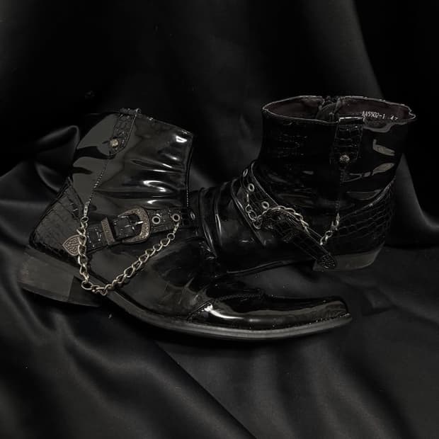 "Unknown" 00's Design Chain&Buckle Boots
