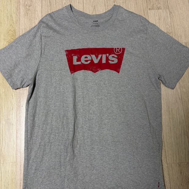 (XL) 리바이스 배트윙 로고 티셔츠 그레이
