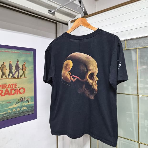 00s Tool Fetus in Skull 반팔티