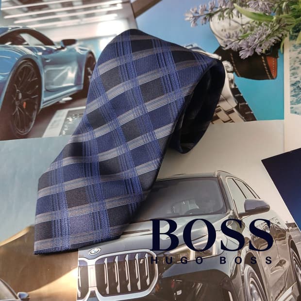 휴고보스 실크 네이비 체크 슬림 넥타이 7.6cm A+등급 A18884
