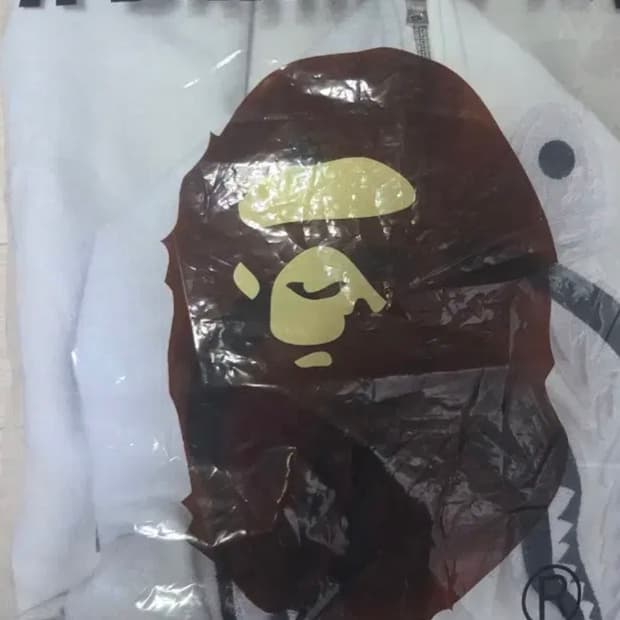 베이프 샤크후드 백계 반반 