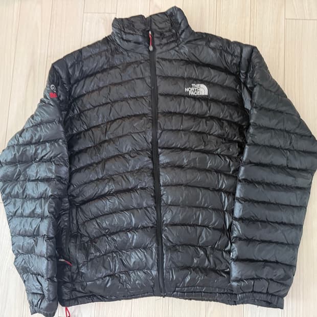 노스페이스 경량패딩 블랙 XL