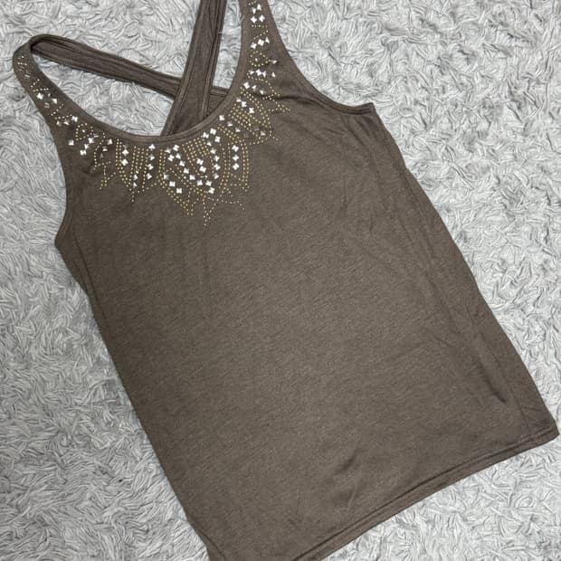 트위스트 디테일 빈티지 큐빅 슬리브리스