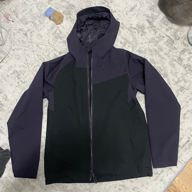 아디다스 테렉스 런닝 바람막이