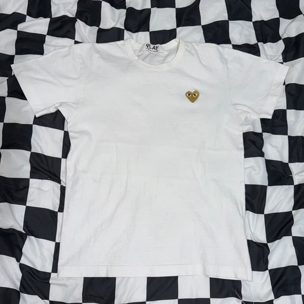 꼼데가르송 플레이 와펜 반팔