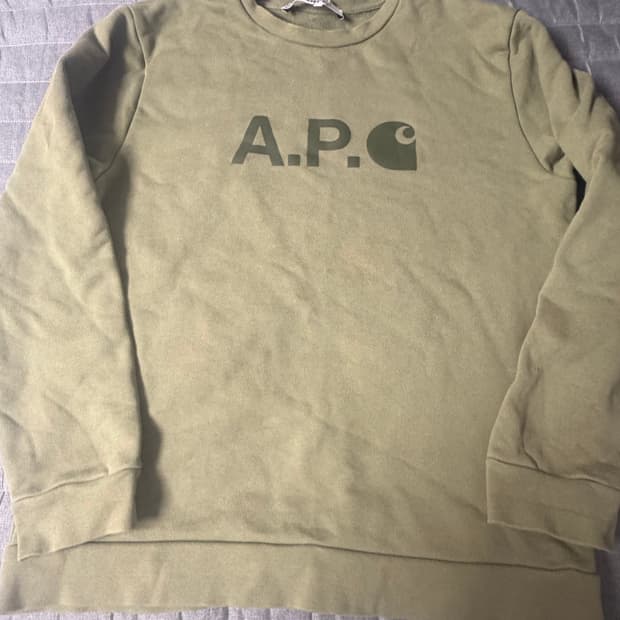 칼하트 APC 맨투맨