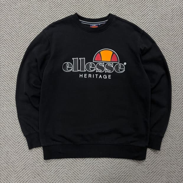 엘레쎄 빅로고 맨투맨 v2118