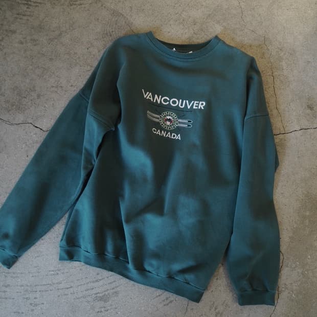 1990's BOWBALLY CANADA sweat shirt