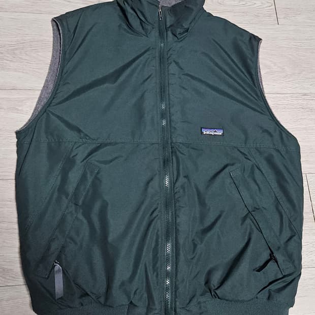 [M] Patagonia Shelled Synchilla Vest