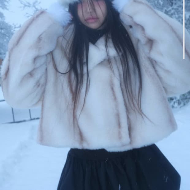 스윔시티 크롭 퍼 쟈켓