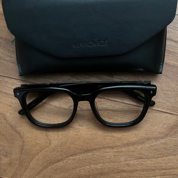 젠틀몬스터 오조 뿔테안경