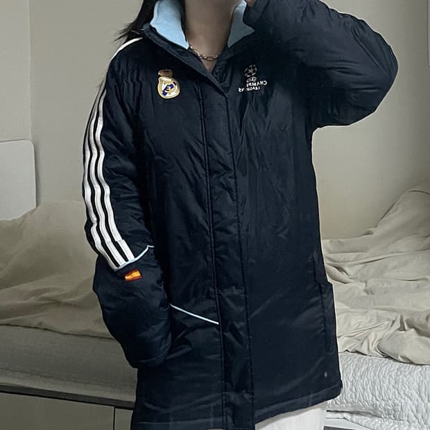 아디다스 레알마드리드 하늘네이비 패딩