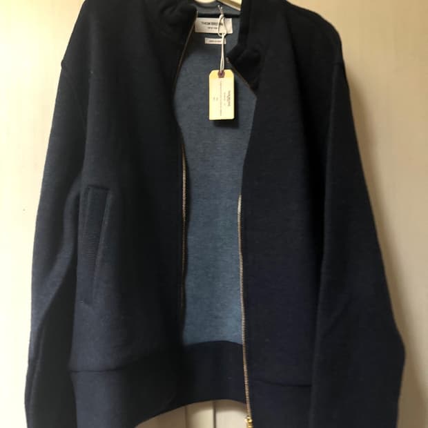 톰브라운 자켓 네이비 3사이즈