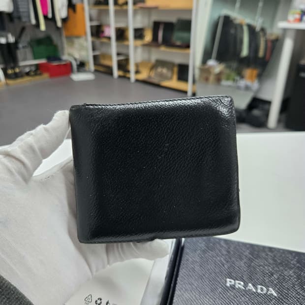[A급컨디션]프라다 사피아노 반지갑