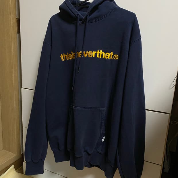 디네냇 네이비 후드티