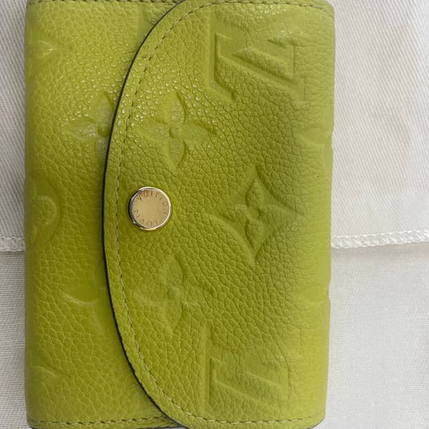 루이비통 로잘린 퍼스