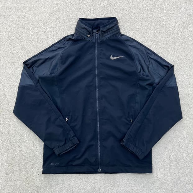 100 나이키 드라이핏 스우시 바람막이 0305M