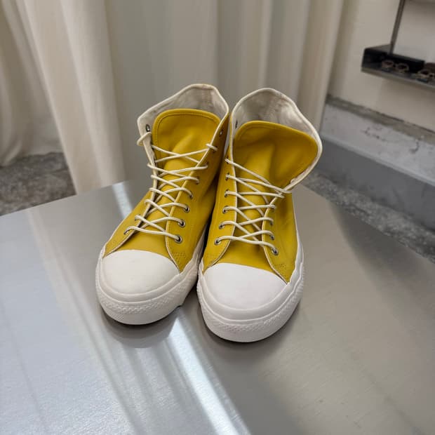 Reproduction of Found Military Trainer