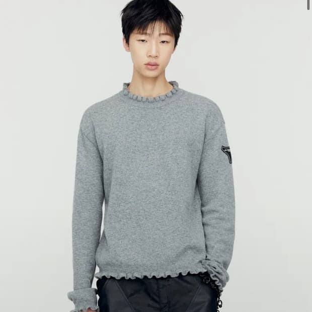 앤더슨벨 플라워 립 크루넥 스웨터 [UNISEX]